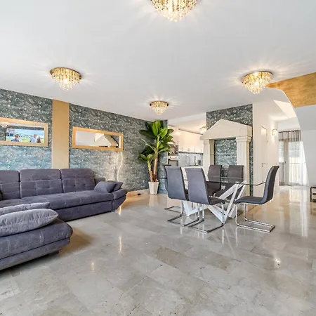 Ocean Front Line Golf And Sport Sun Bay