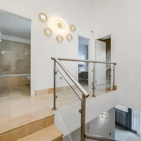 Ocean Front Line Golf And Sport Sun Bay