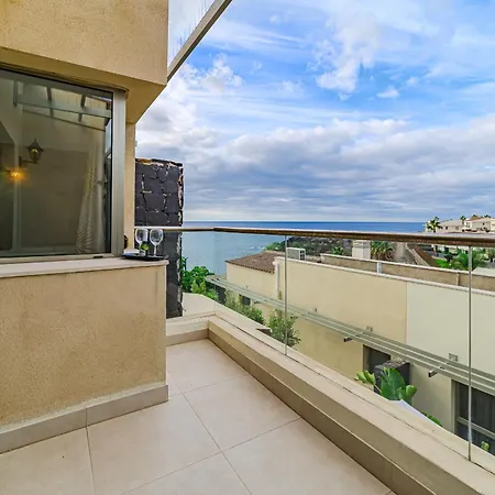 펜션 Ocean Front Line Golf And Sport Sun Bay *