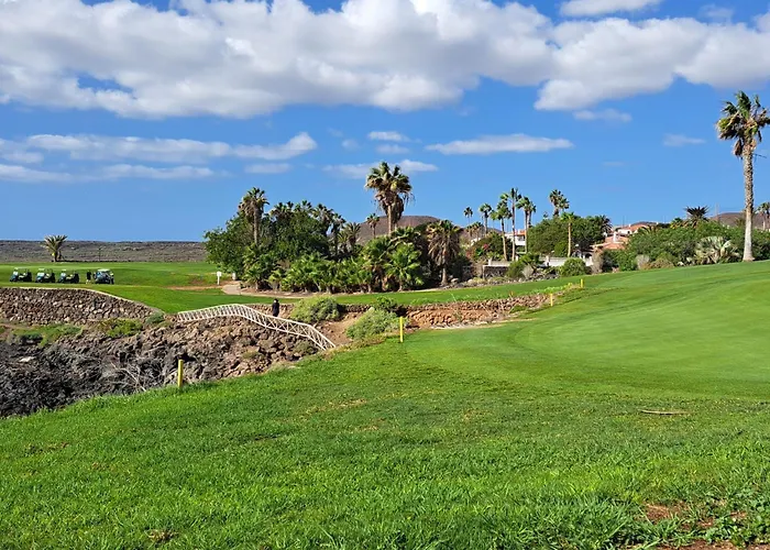 Ocean Front Line Golf And Sport Sun Bay Дом отдыха Сан Мигель